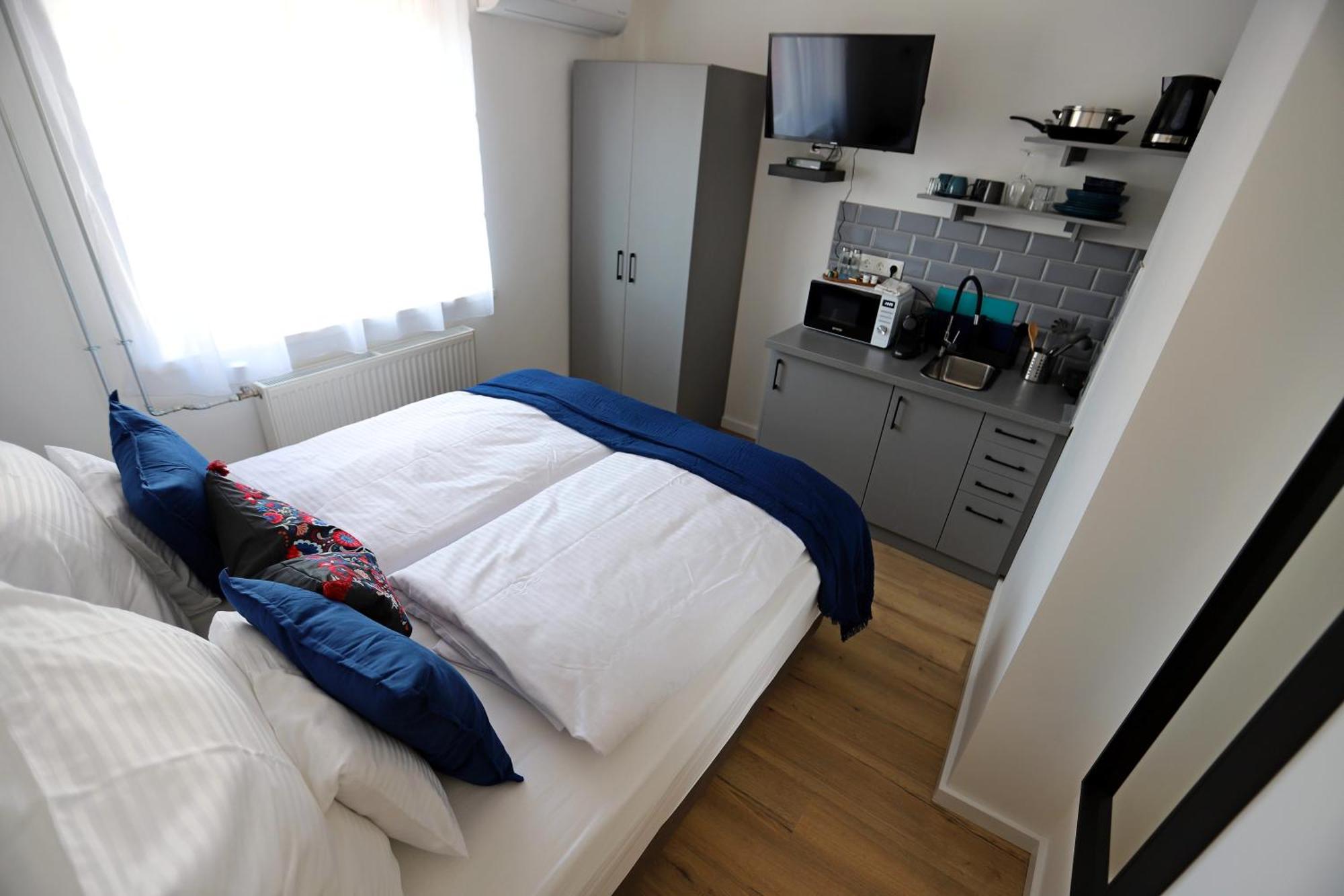 Natali Apartmanhaz Eger Exterior photo