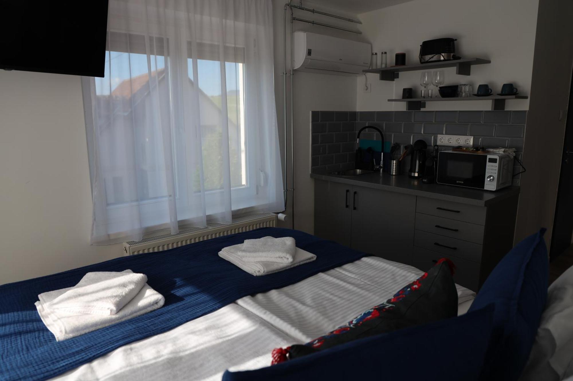 Natali Apartmanhaz Eger Exterior photo